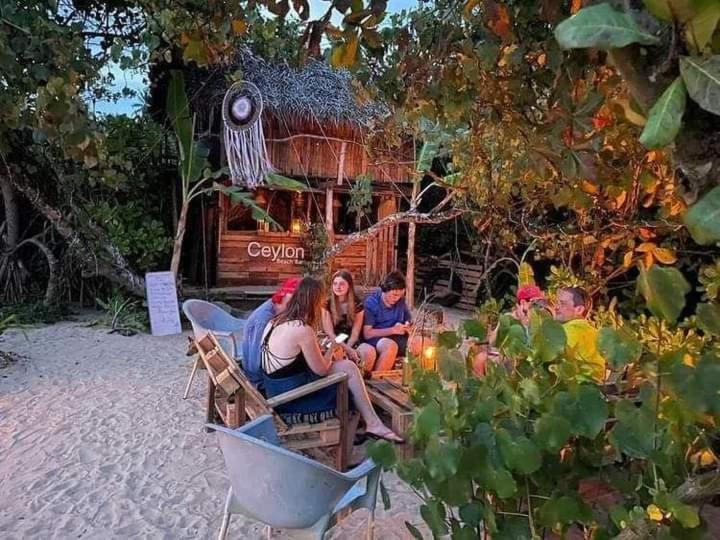 Weligama Bay Watsila Resort Екстер'єр фото